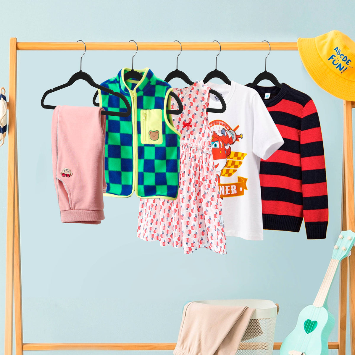 P415-BK – Kids Slim ABS Plastic Shirt Hanger – 13.7" – Black