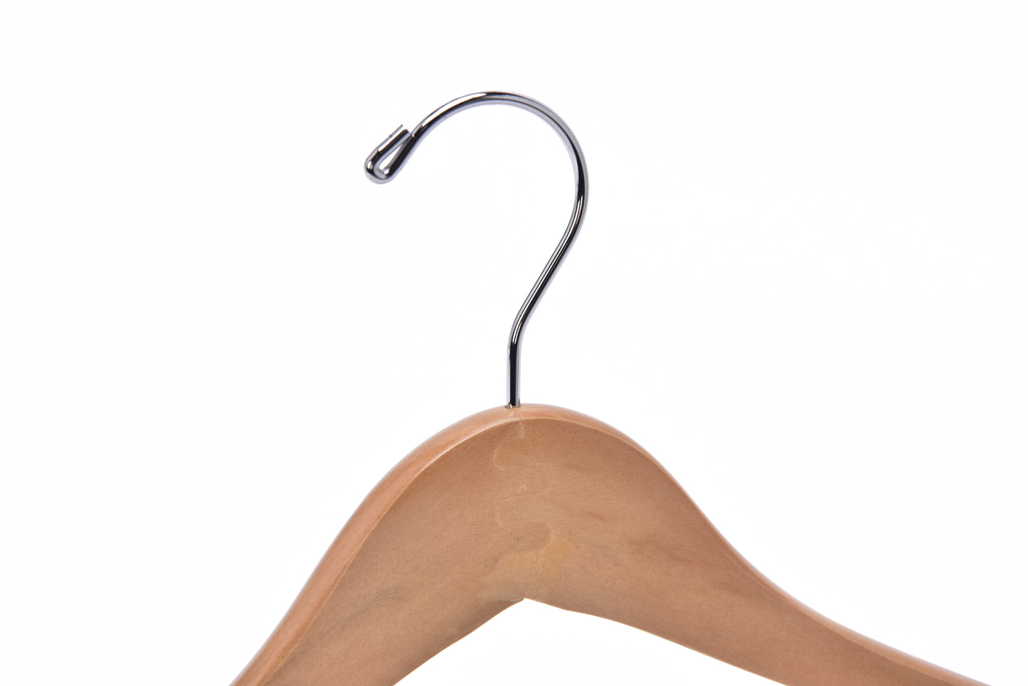 W034 - Curved Wooden Hanger 17" Locking bar Natural- chrome