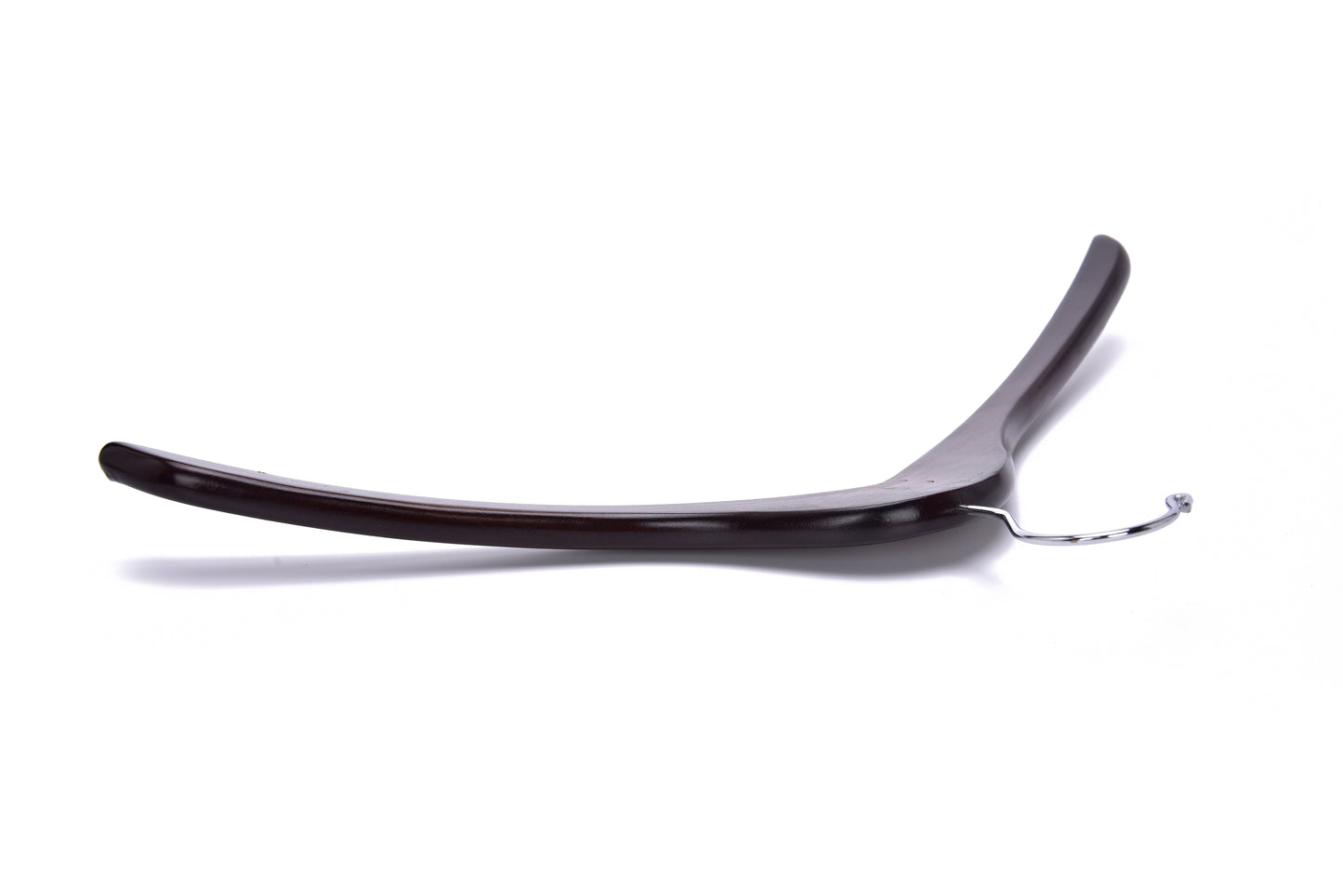 W025 - Curved Wooden Hanger 17" Walnut-Chrome - 100 Hangers