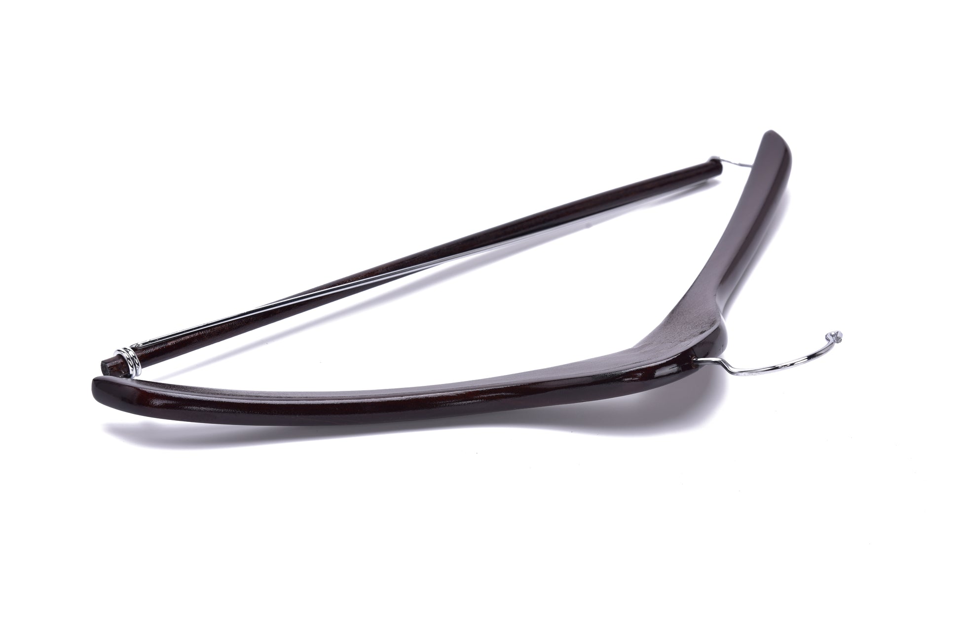 W024 - Curved Wooden Hanger 17" Locking bar Walnut-Chrome -100
