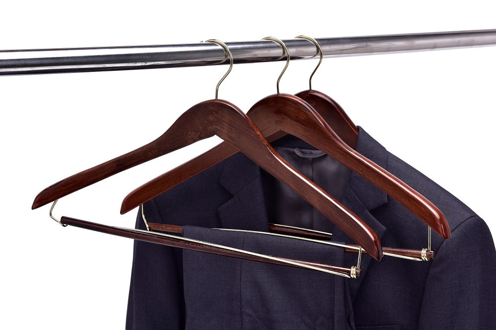 W014 - Curved Wooden Hanger 17" Locking bar Walnut-Gold -100