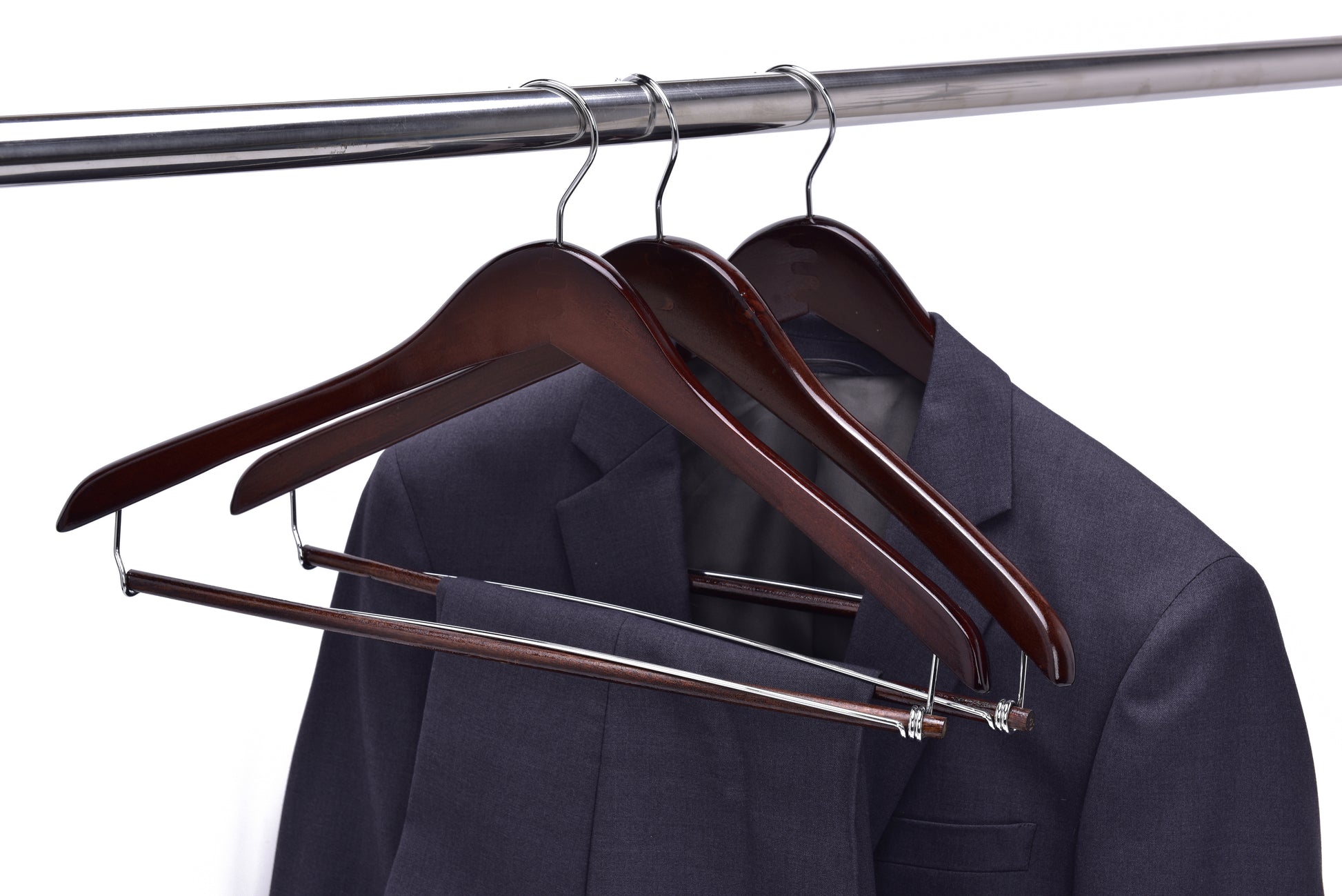 W024 - Curved Wooden Hanger 17" Locking bar Walnut-Chrome -100