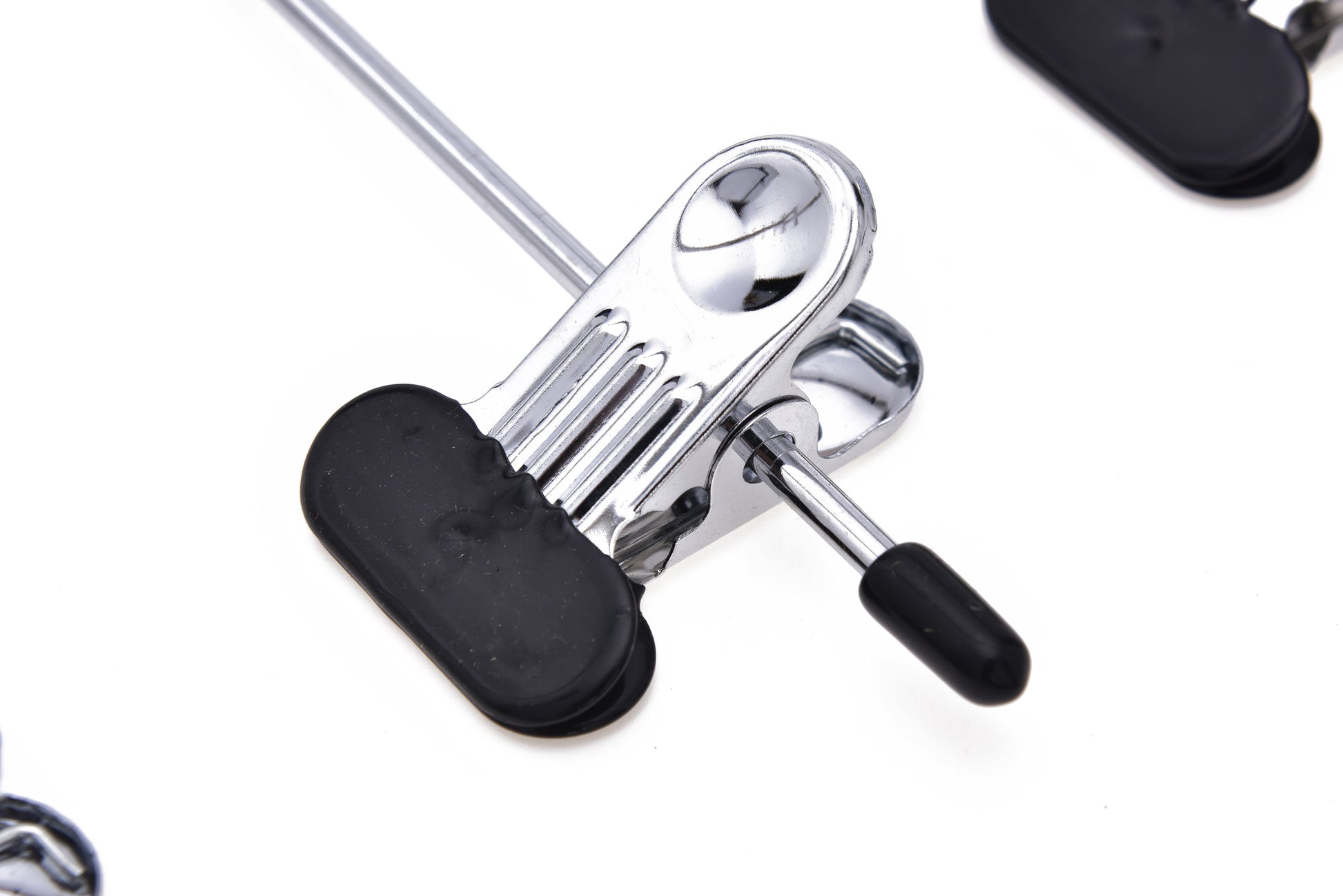 M051 - Heavy Duty 4 Tier Hanger Wide Clips