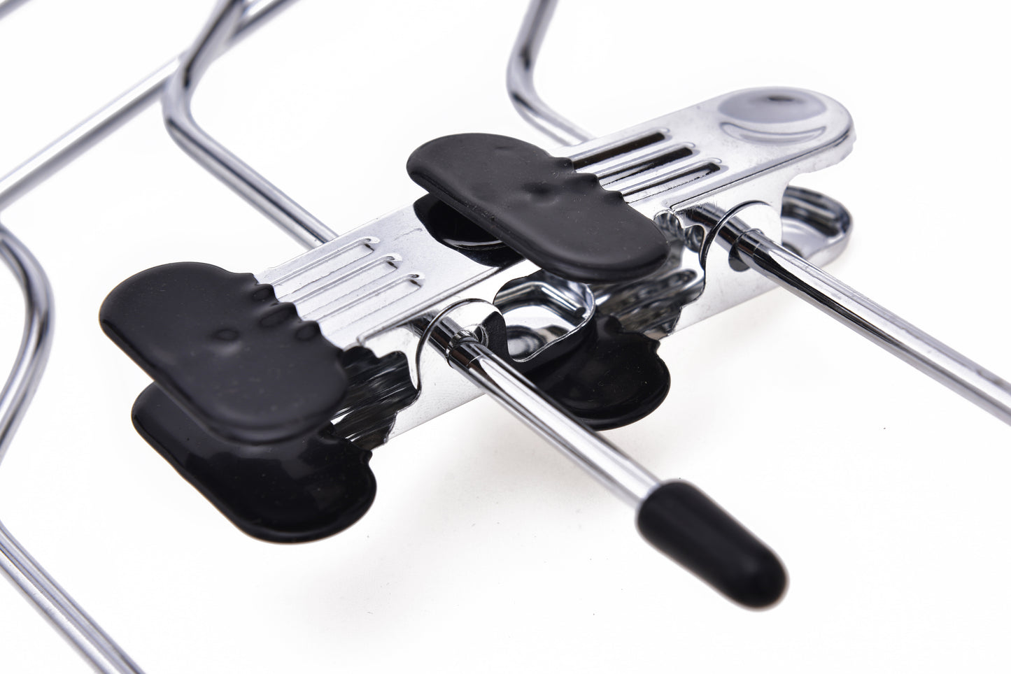 M051 - Heavy Duty 4 Tier Hanger Wide Clips