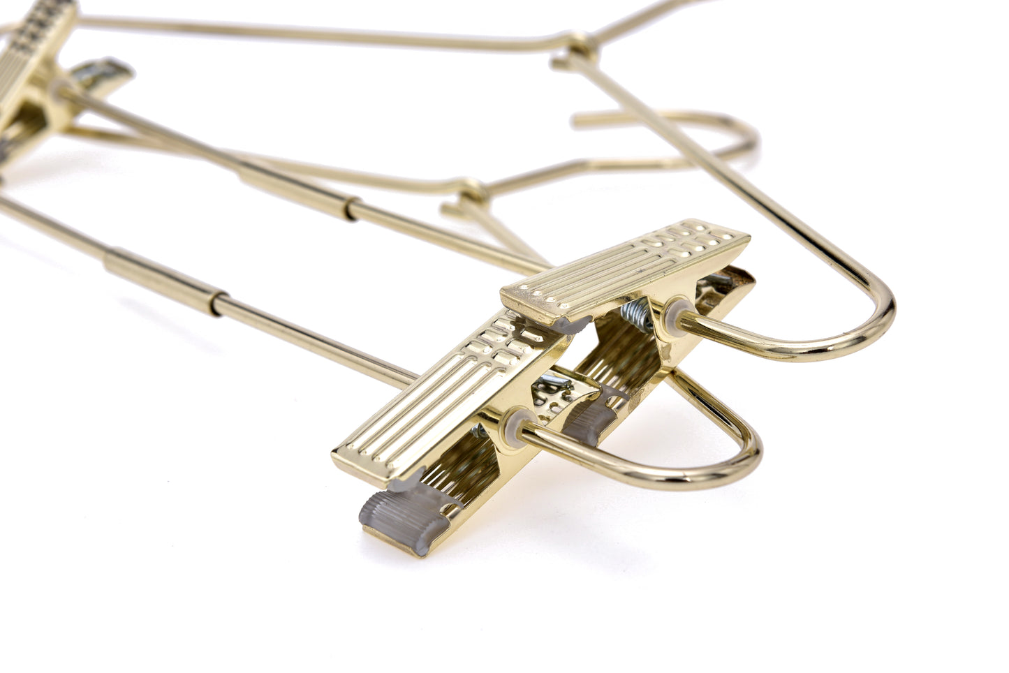 M072 - Gold Hangers Heavy Duty with Clips - 60 Hangers