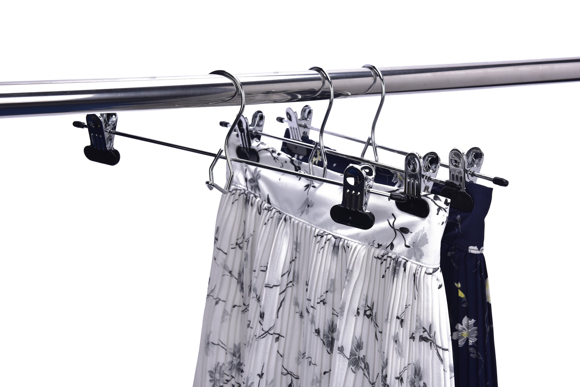 M054 - Heavy Duty Metal Add On Hanger Wide Clips - 72 pcs (Retail Packed)