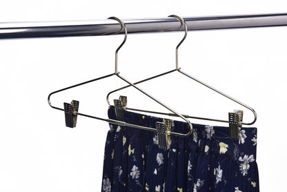 M072 - Gold Hangers Heavy Duty with Clips - 60 Hangers
