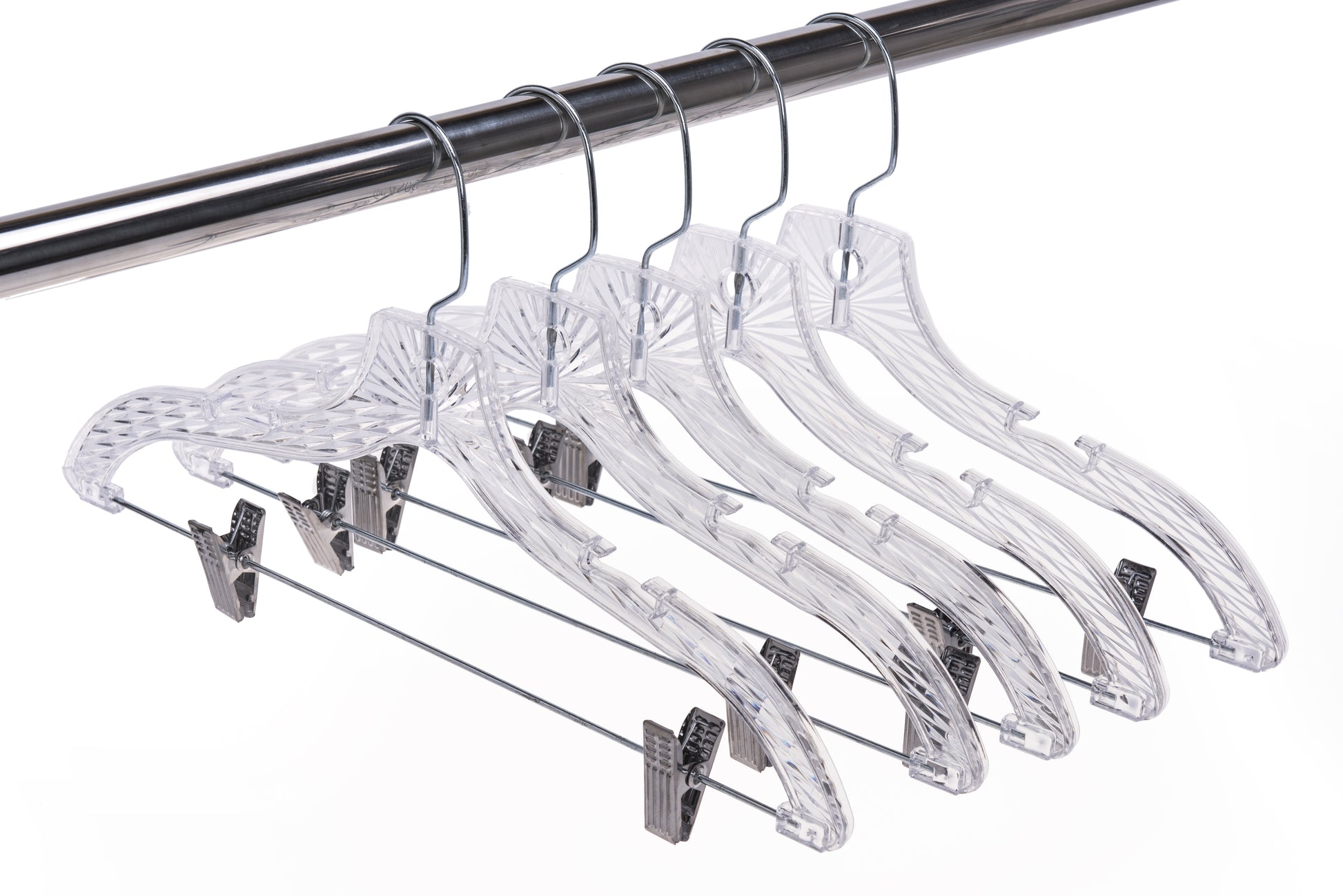 P021 - Crystal Plastic Skirt Hanger with Clips - 100 pcs (Retail Packed)