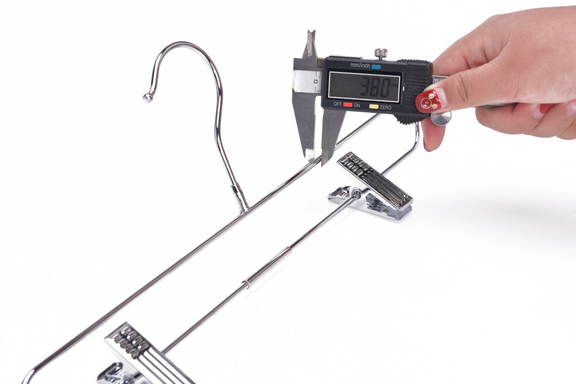 M063 - Straight Hanger Swivel Hook Heavy Duty+Clips - 100