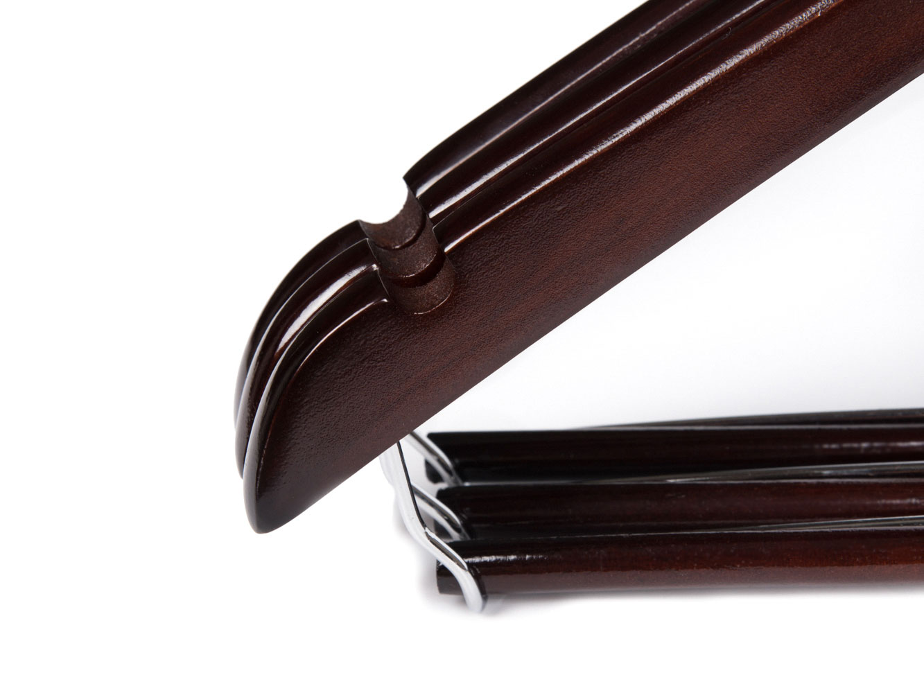 W054-20 Curved Wooden Hanger 17" Locking bar Mahogany - 60