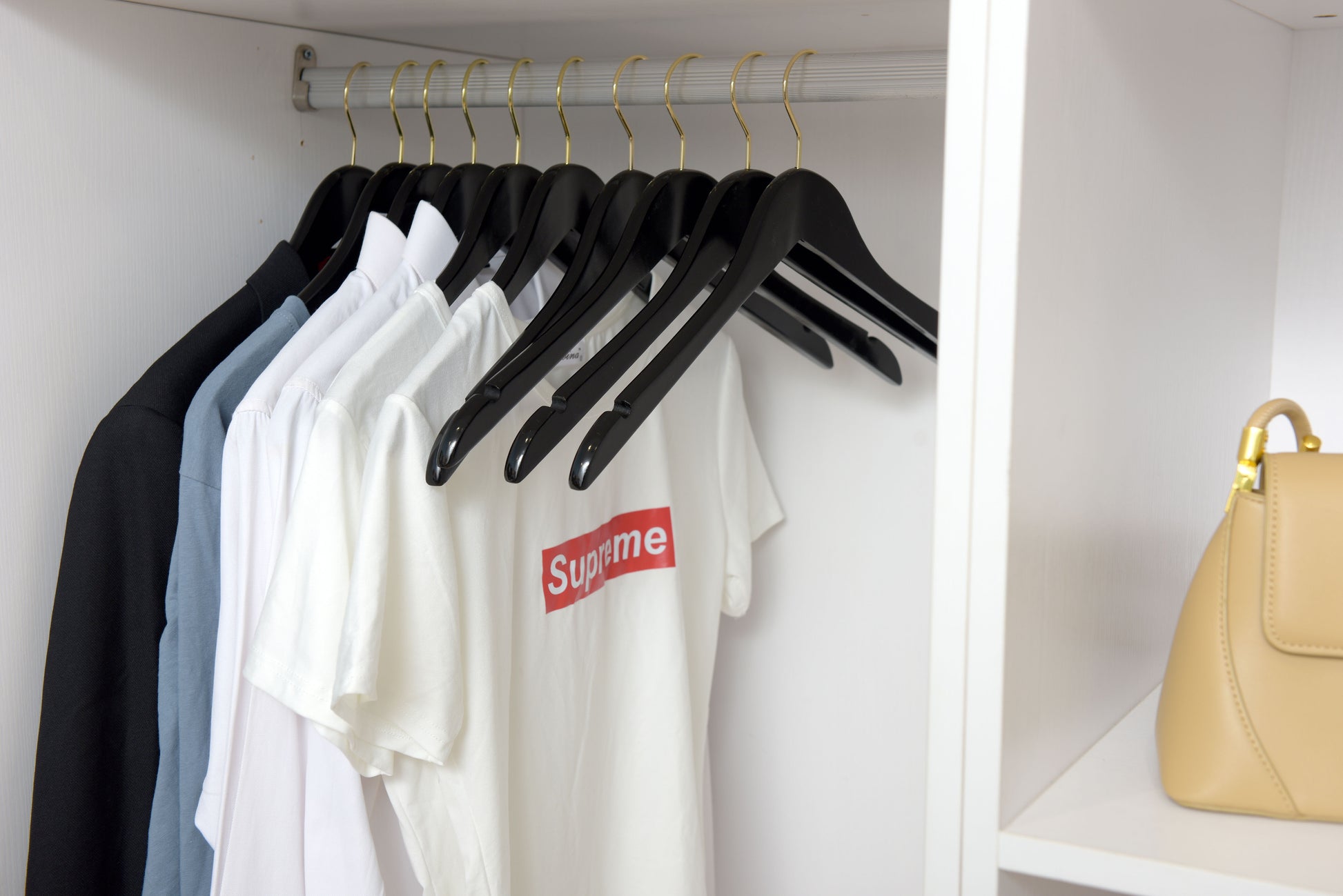 W071 - Semi Curved Wooden Hangers - Black with Gold Hook - 80