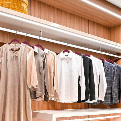 PL025 - Plastic Shirt Hangers Heavy Duty - Raspberry - 200