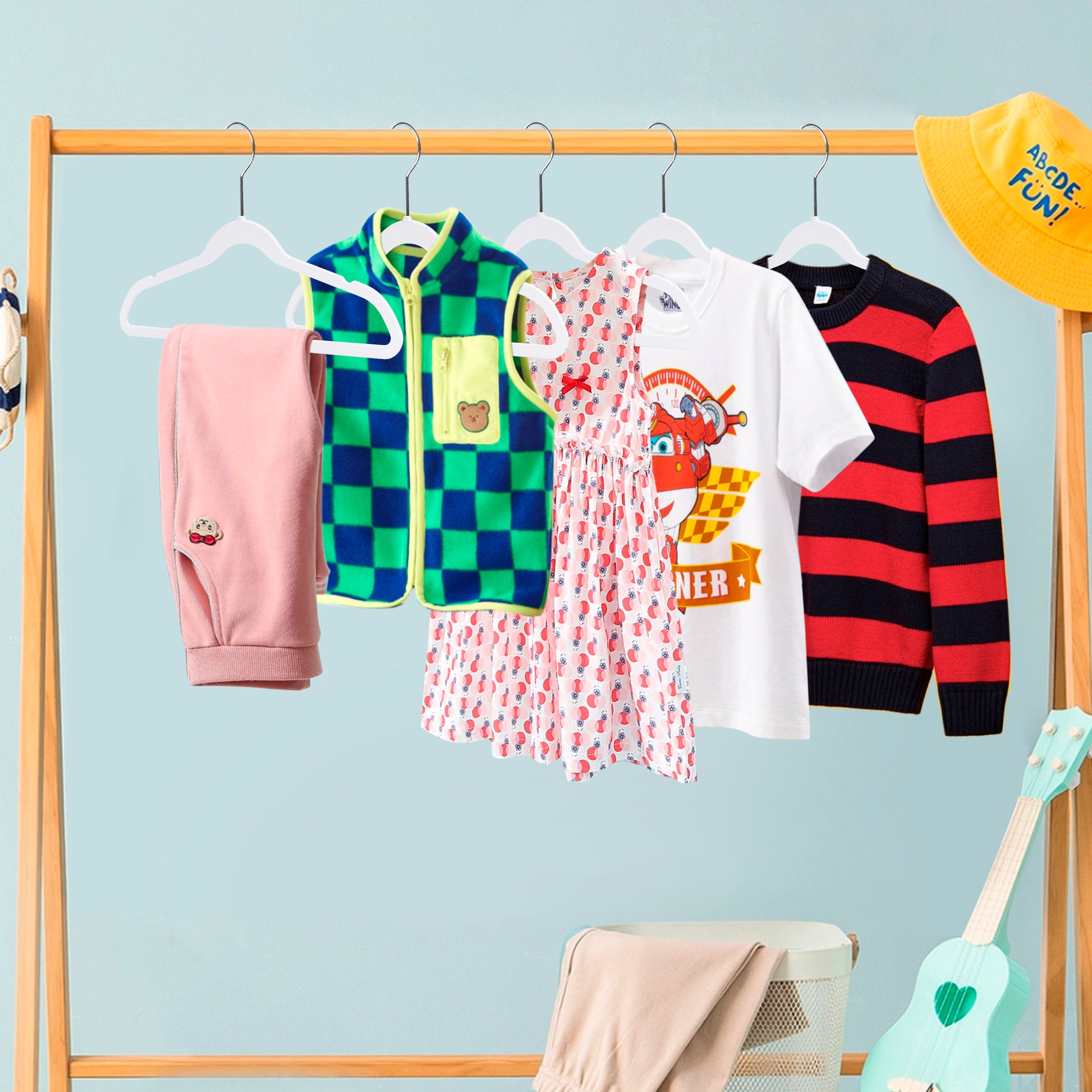 PL032 - Kids Plastic Hanger Swivel Hook, Chrome Hook, White