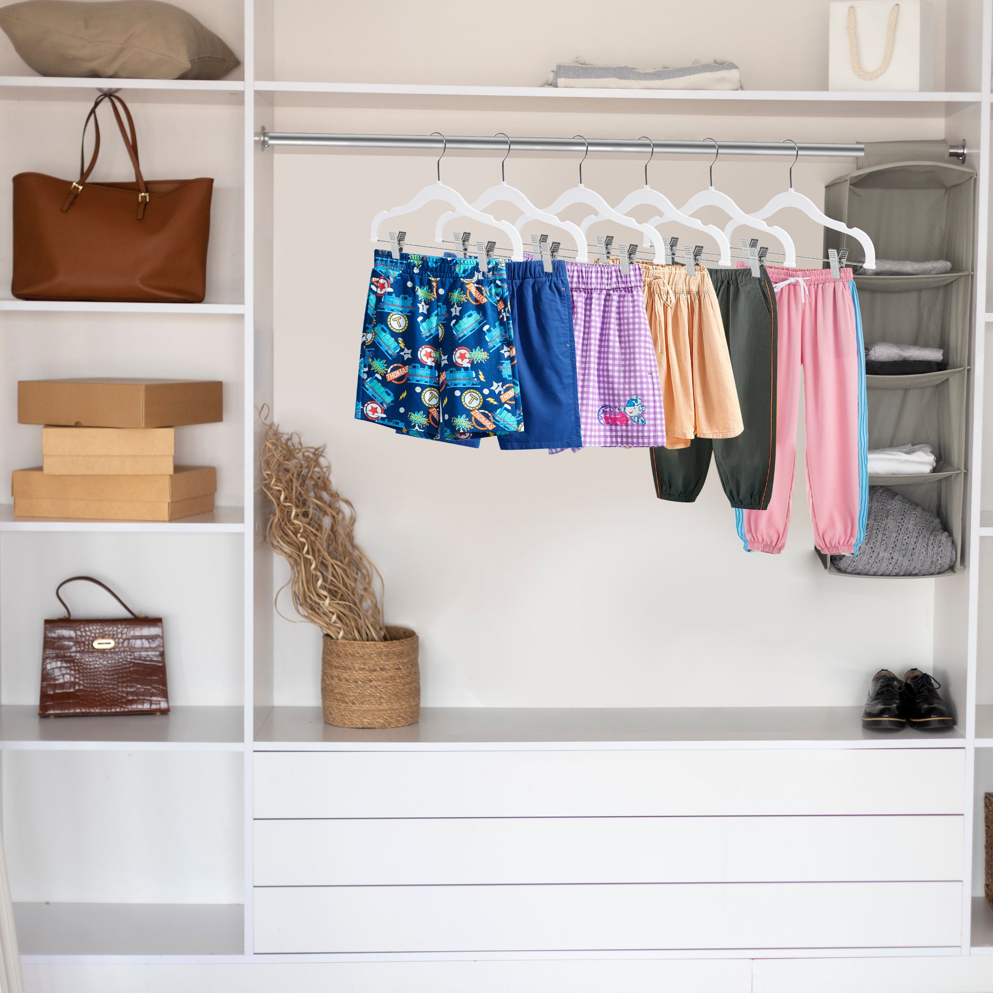 PL062 - 13.5" Kids Plastic Skirt Hangers with Clips - White