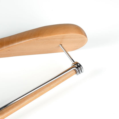 W5901 - Curved Wooden Hanger 17" Locking bar Natural, wide Shoulders