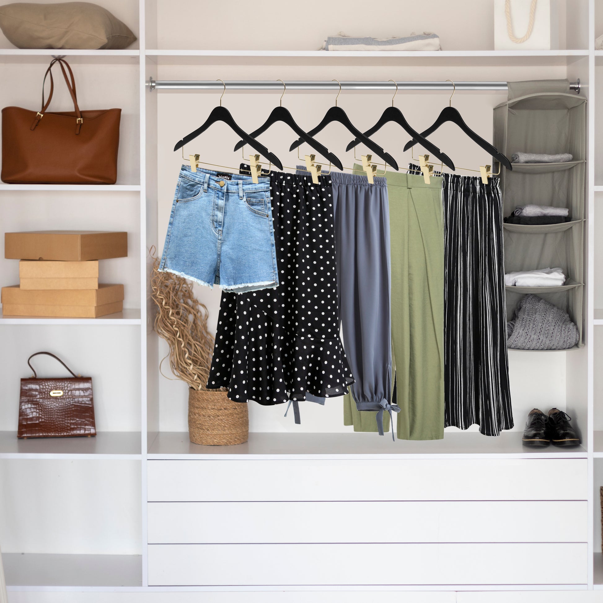 WS73-BK - Ultra Slim Skirt Pant Hangers + Clips Black with Gold clips - 100 Pcs 